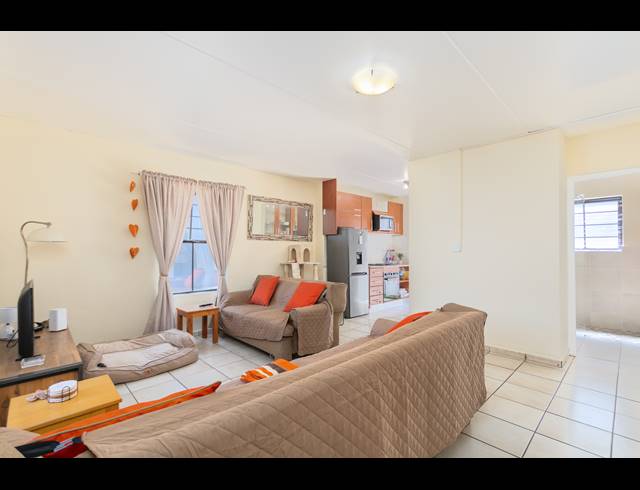 2 BEDROOM APARTMENT FOR SALE IN PARKLANDS